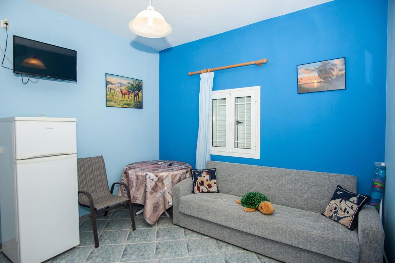 Folies Apartment Lourdata  Exterior photo