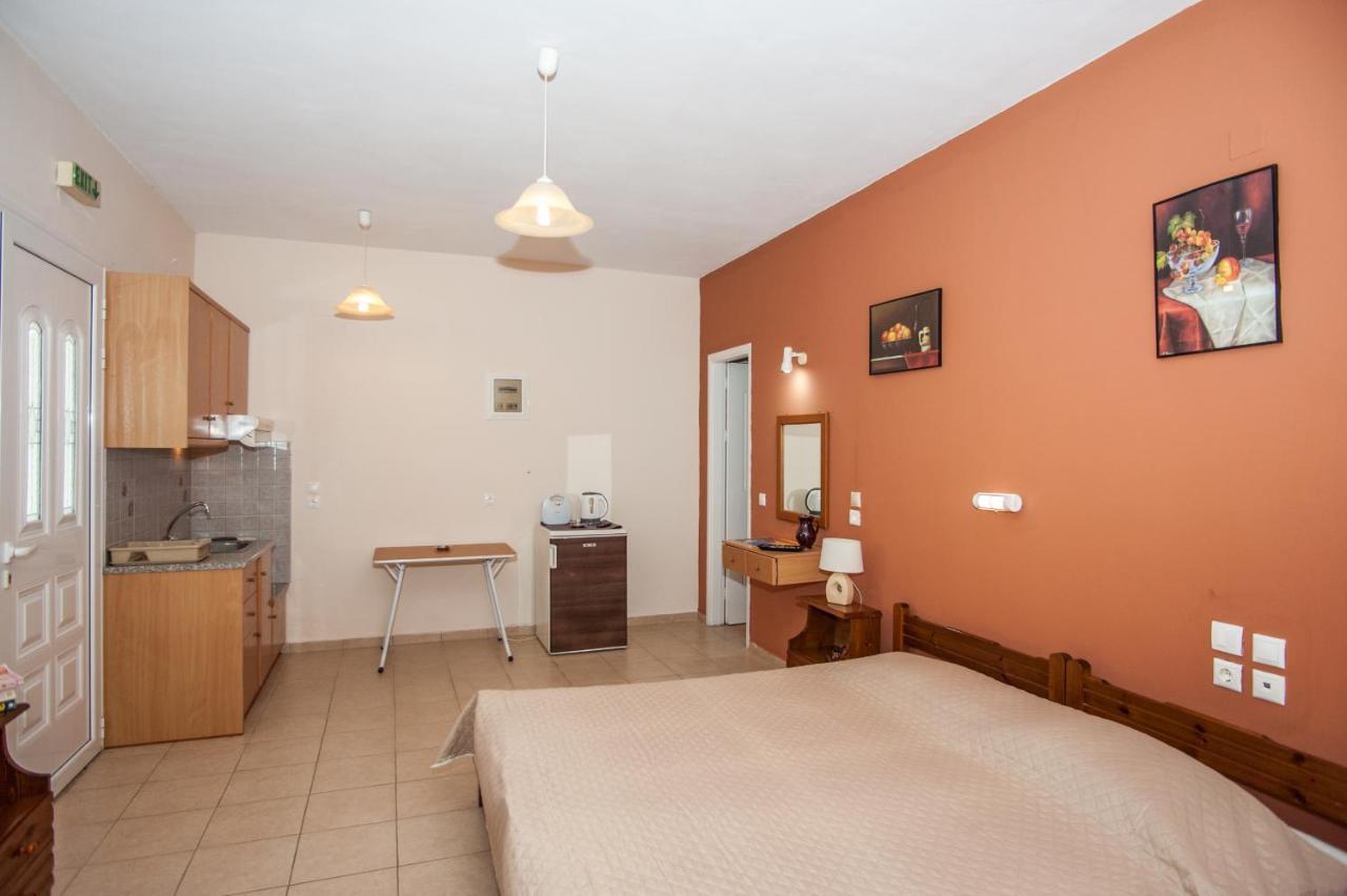 Folies Apartment Lourdata  Exterior photo