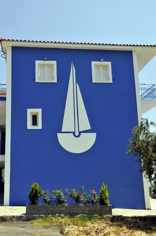 Folies Apartment Lourdata  Exterior photo
